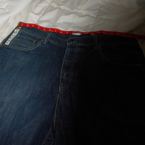 VINTAGE Y2K BAGGY HIP HOP EMBROIDERED DENIM SHORTS IN MENS SZ 40 - Picture 14 of 14